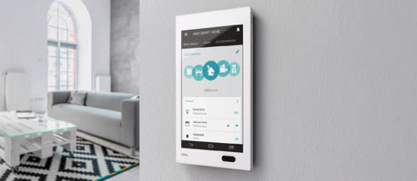 Bedienzentrale Gira G1 bei Elektro Kaiser in Riedering