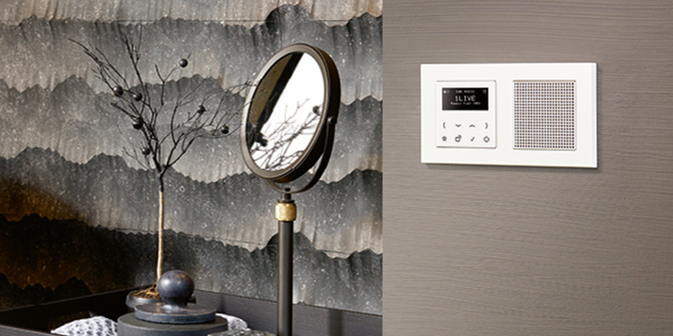 JUNG Smart Radio DAB+ bei Elektro Kaiser in Riedering