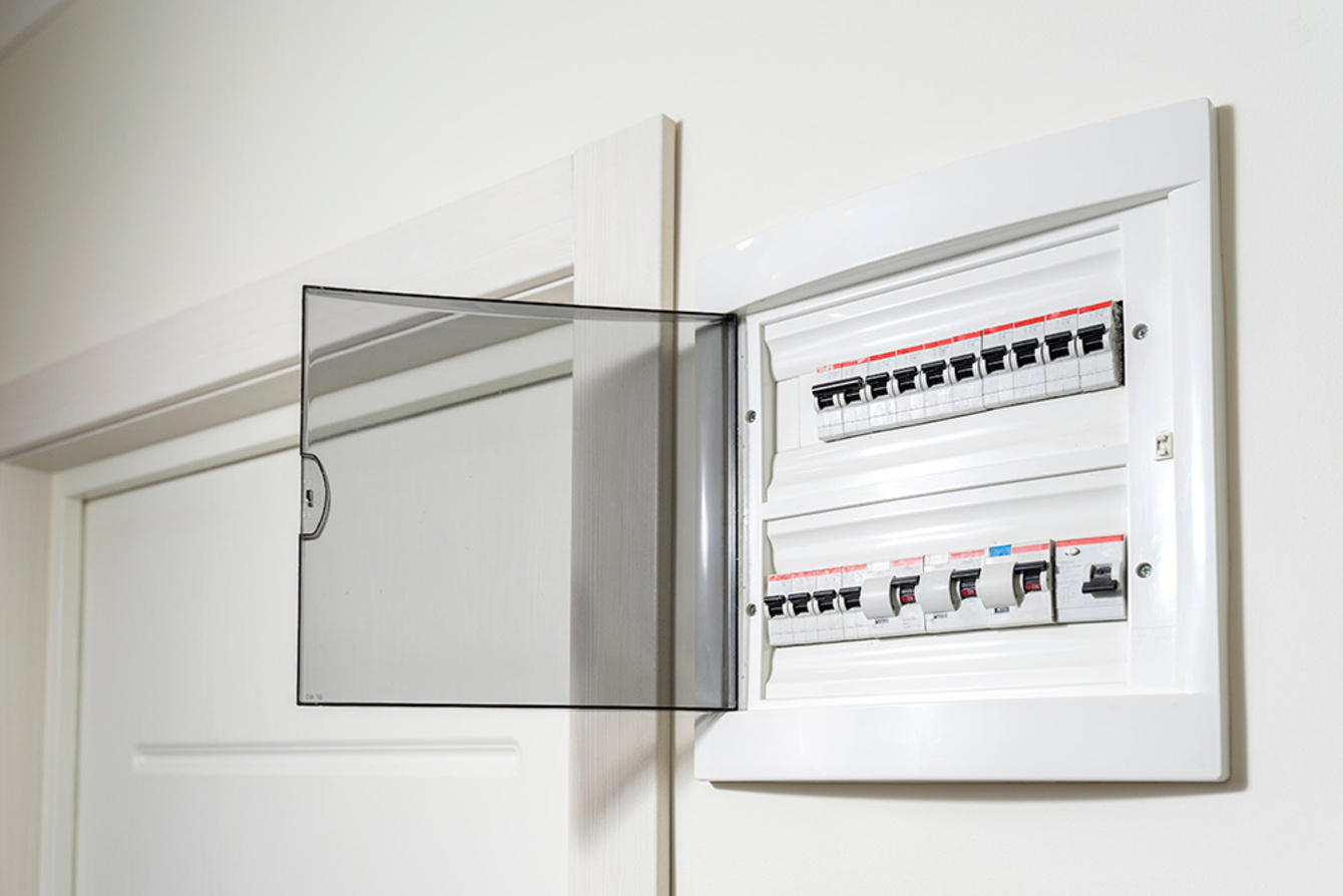 Über­spannungs­schutz bei Elektro Kaiser in Riedering